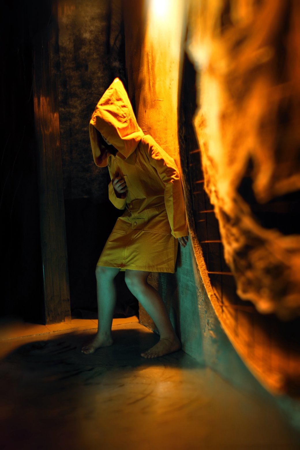 Модель показала свою версию отважной Шестой из Little Nightmares — изображение 8