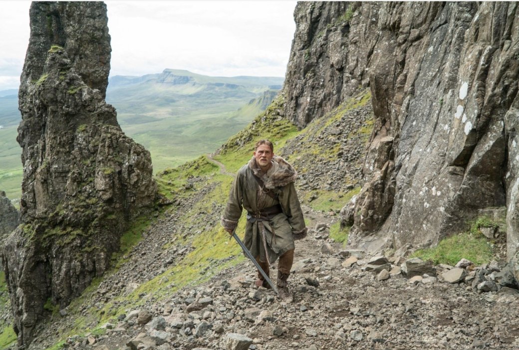 Галерея Чарли Ханнэм может вернуться в антологию «Монстры» - 4 фото