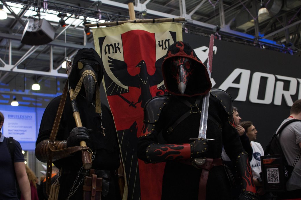 Создатель «Черного плаща», косплей и толпы геймеров. Comic Con Russia и «Игромир» 2019. День 1 — фото 33