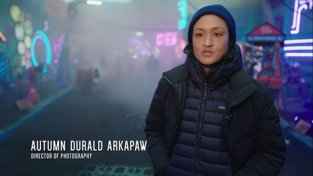 Отэм Дюральд Аркапоу на съёмках «Студия Marvel: Общий сбор»/ Источник: Disney