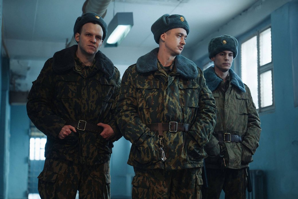 Сериал получил главный приз на Stockholm City Film Festival в Швеции, а российские критики выделяют его как один из лучших отечественных проектов 2025 года

Источник: Okko