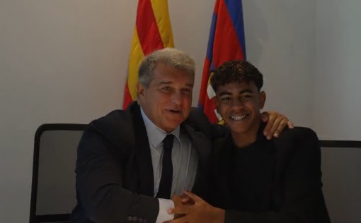«Барселона» подписала новый контракт с 16-летним футболистом Ламином Ямалем
