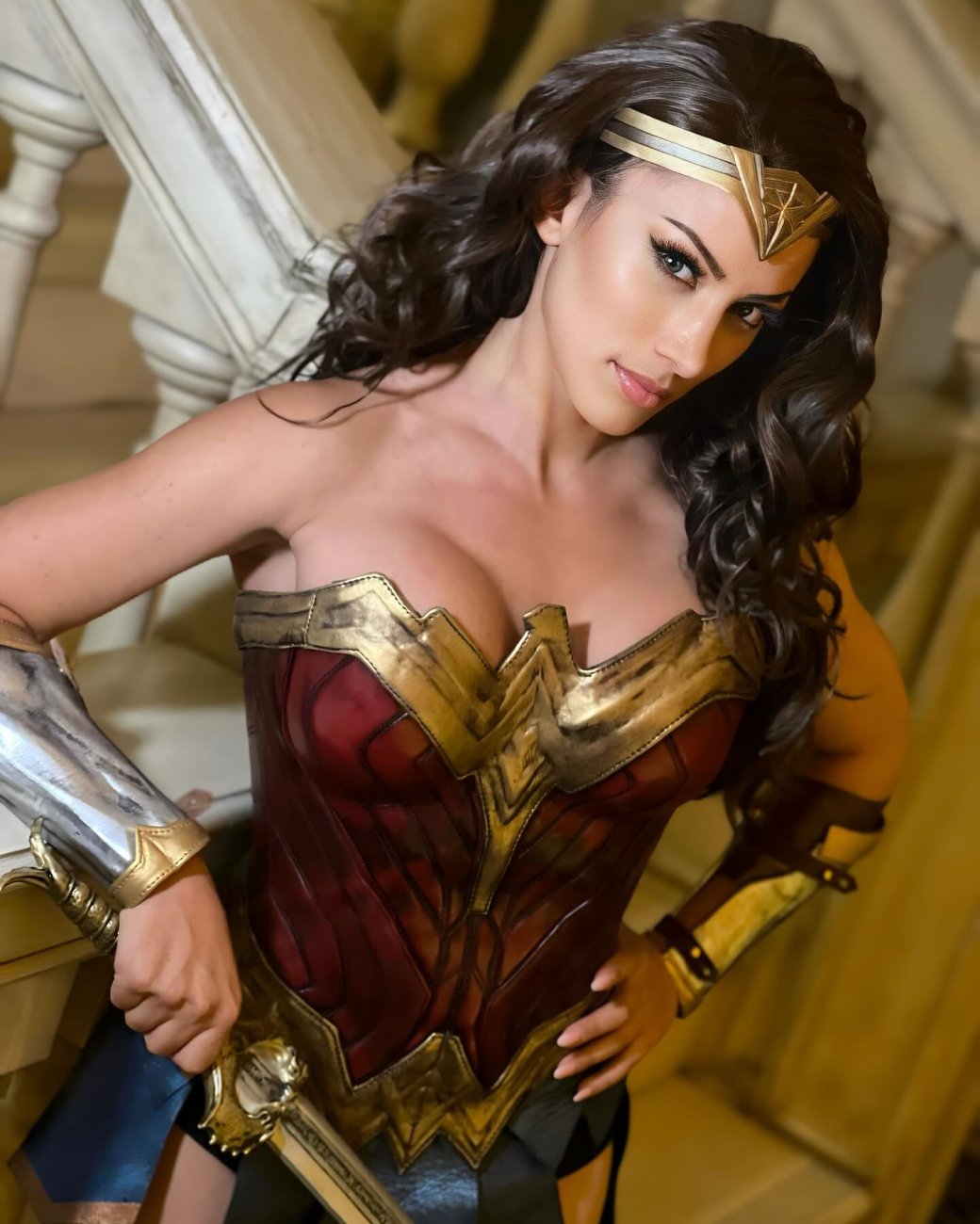 Косплеер примерила роль прекрасной Чудо-женщины из фильмов DC — изображение 3