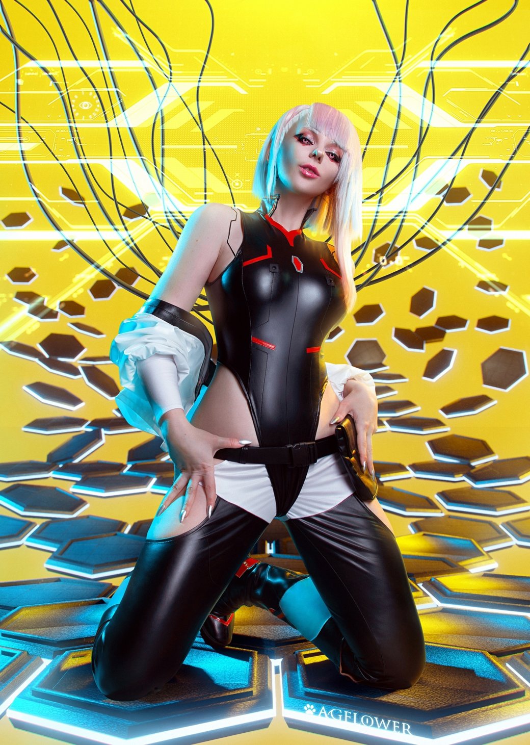 Галерея Косплеер снялась в ярком образе Люси из Cyberpunk: Edgerunners - 6 фото