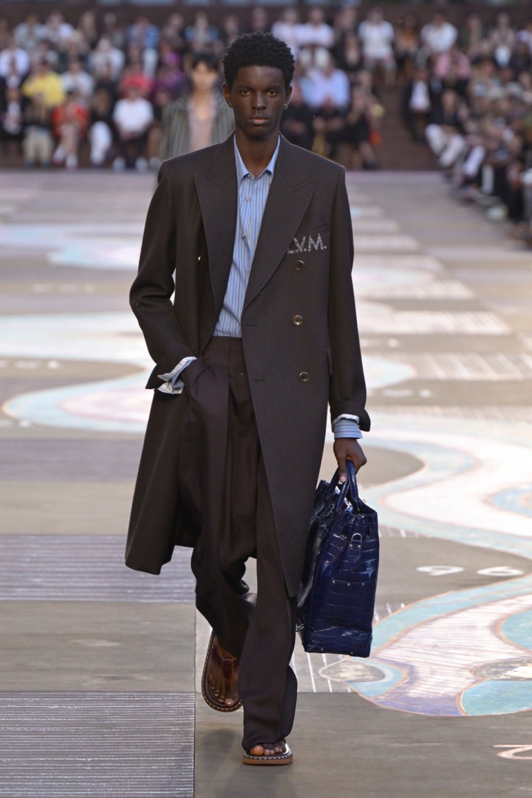 В Париже прошел показ новой коллекции Louis Vuitton, вдохновленной Индией — изображение 3