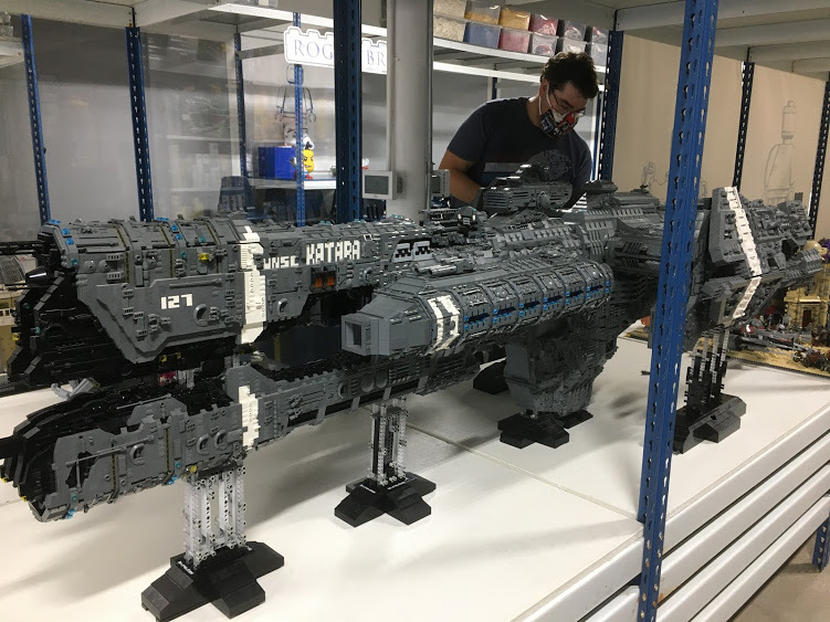 Фанат Halo потратил 5 лет и 25 тысяч деталек LEGO, чтобы собрать корабль из игры — фото 3