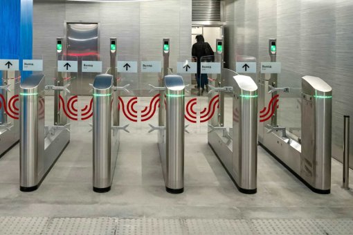 Систему оплаты проезда по лицу запустят на всех станциях метро Москвы в октябре
