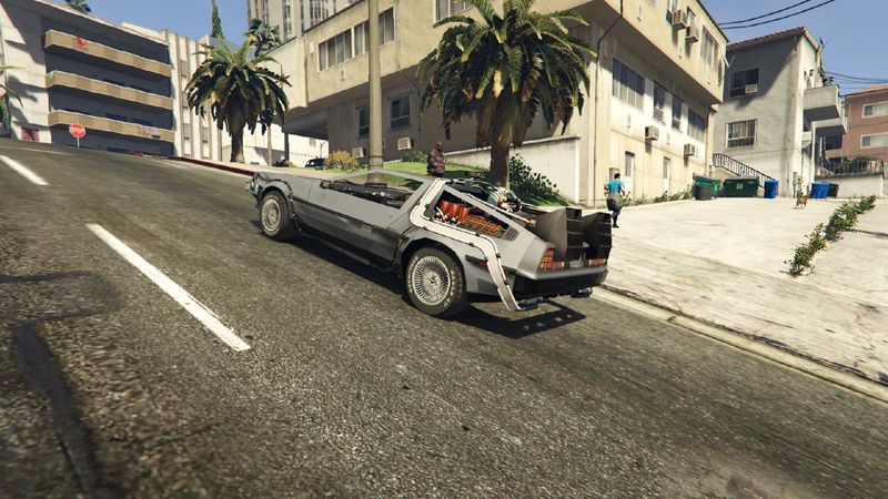 Гифка дня: очень странная версия «Назад в будущее» в Grand Theft Auto 5 — фото 1