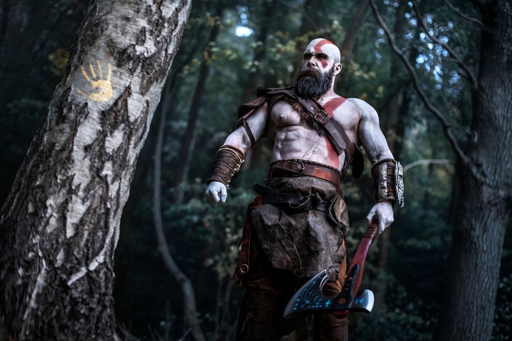 Галерея Российские косплееры перевоплотились в образы героев God of War - 5 фото