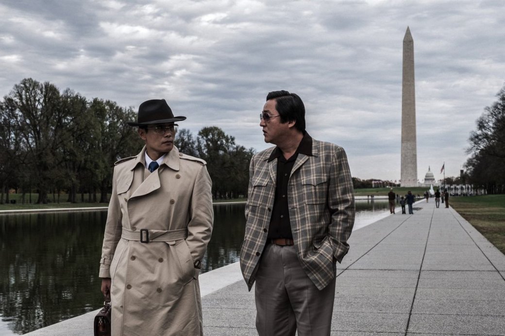 Чем хорош корейский триллер «Главные в Намсане» (The Man Standing Next) — фото 2