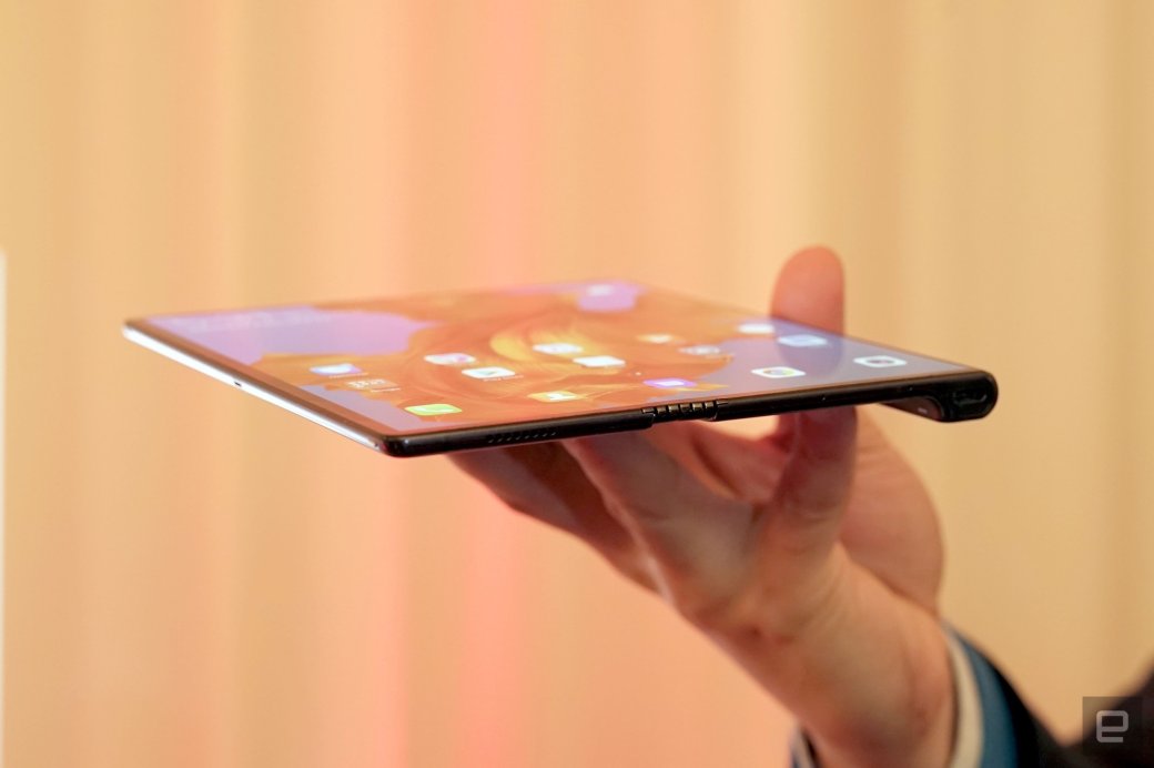 Галерея Huawei представила складной смартфон Mate X — более дорогую угрозу Samsung Galaxy Fold - 3 фото