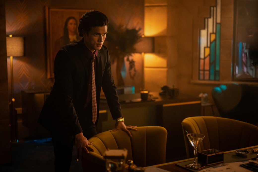 Кадр из сериала «Ривердэйл»

Источник: The CW