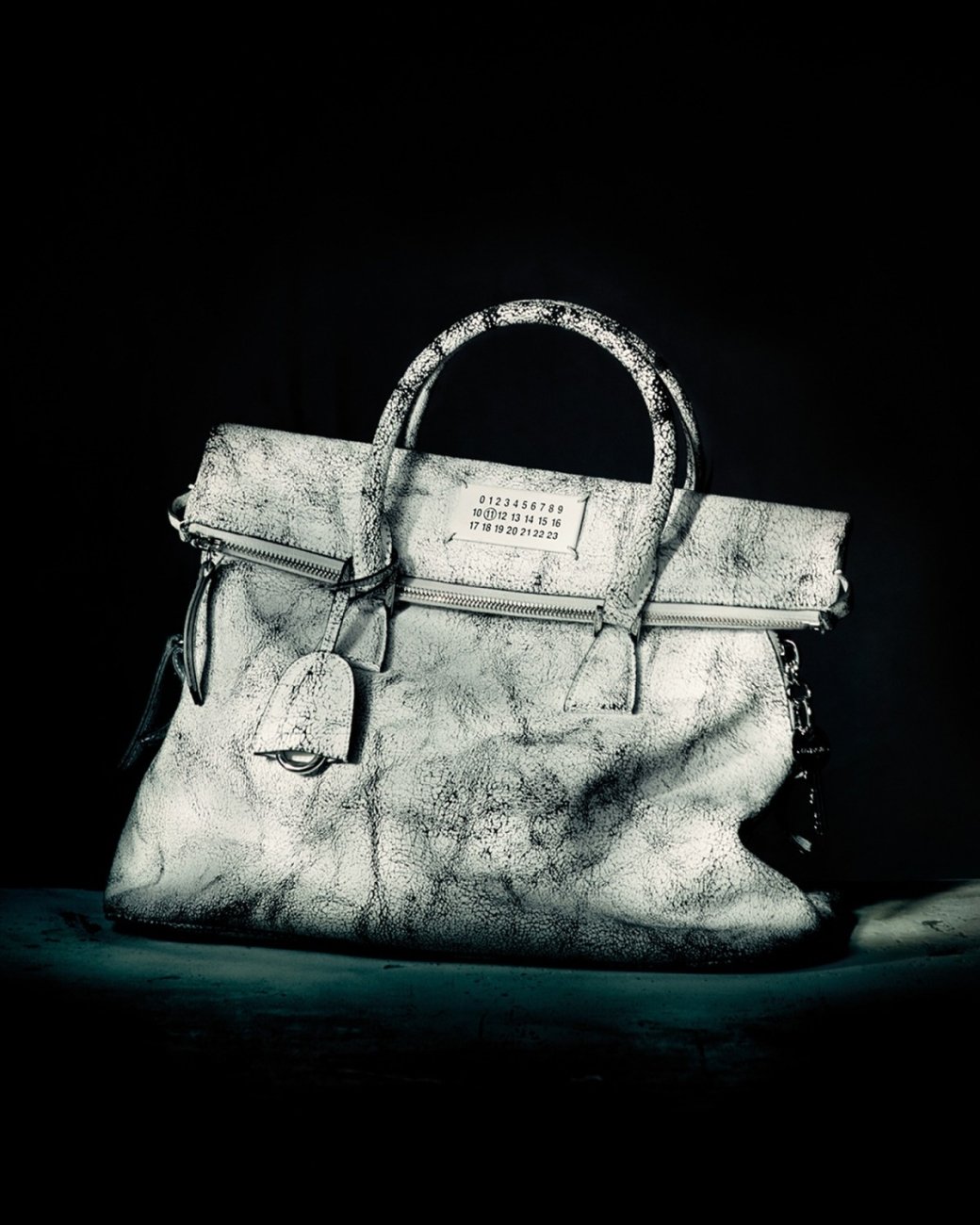 Майли Сайрус снялась обнажённой в кампании Maison Margiela осень-2025 — изображение 5