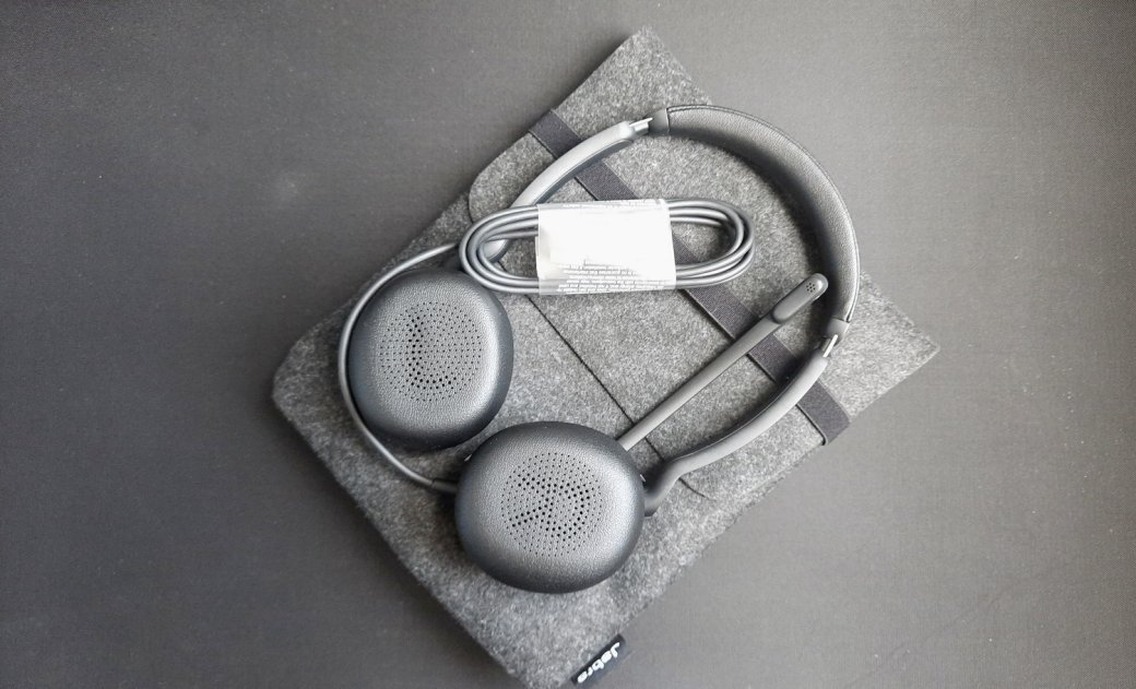 Обзор Jabra Evolve2 30: компактная проводная гарнитура для удалённой работы — изображение 2