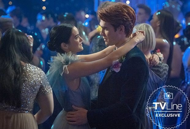 Арчи на выпускном вечере: появились кадры 5 сезона сериала «Ривердейл» — фото 1