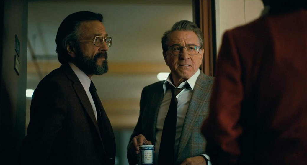Посмотрели «Джокера». Гениальный Хоакин Феникс в очень сильном фильме! — фото 3