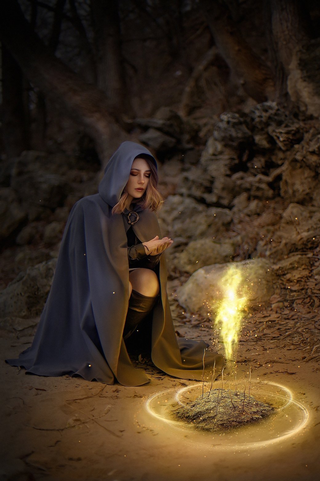 Галерея Модель показала пламенный косплей Мелины из Elden Ring - 5 фото
