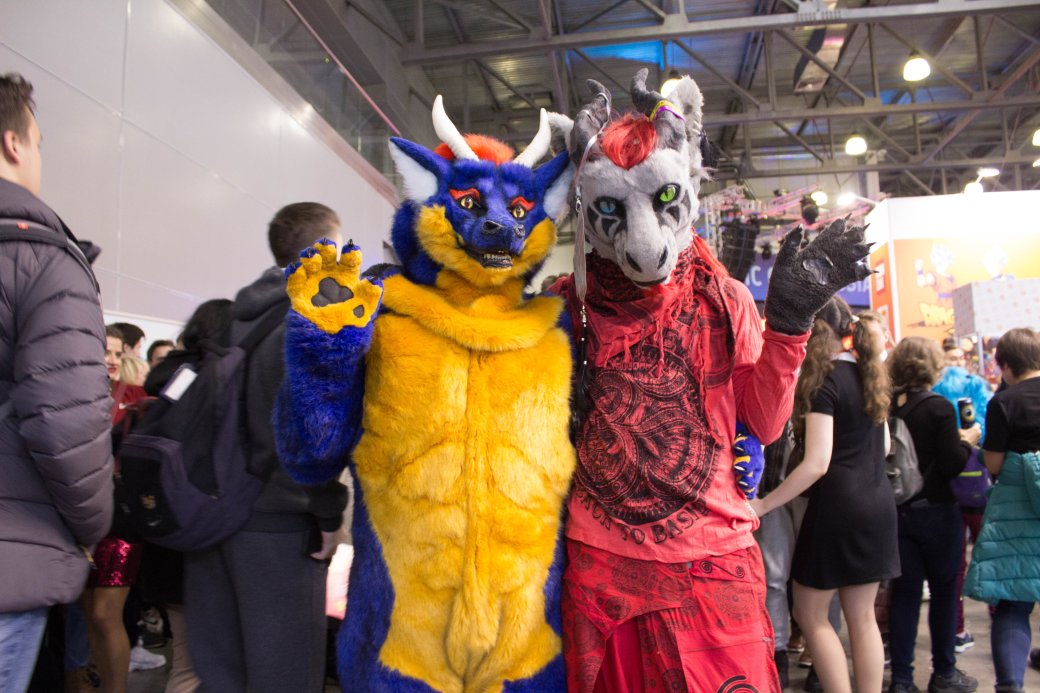 Встреча с «Канобу», Дмитрий Глуховский, Ник Перумов. Comic Con Russia и «Игромир» 2019. День 4 — фото 30
