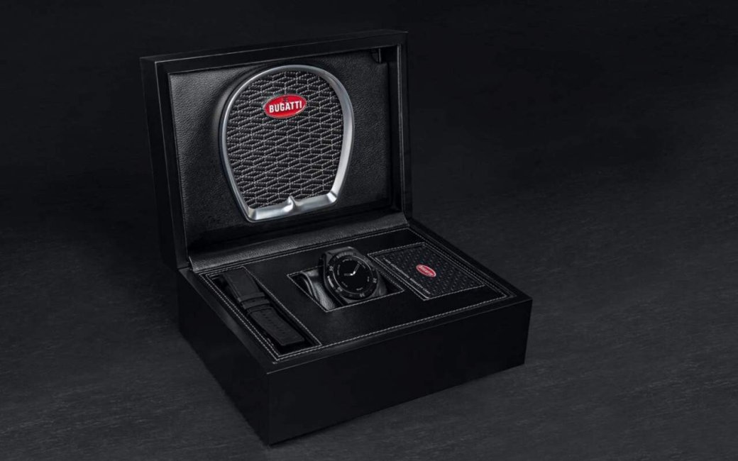 Галерея Bugatti выпустил «умные» часы в дизайне своих автомобилей по цене выше $1000 - 2 фото