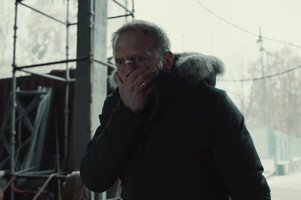 Идею для сериала предложил сценарист Иван Баранов, который сам вырос в Рыбинске

Источник: Premier