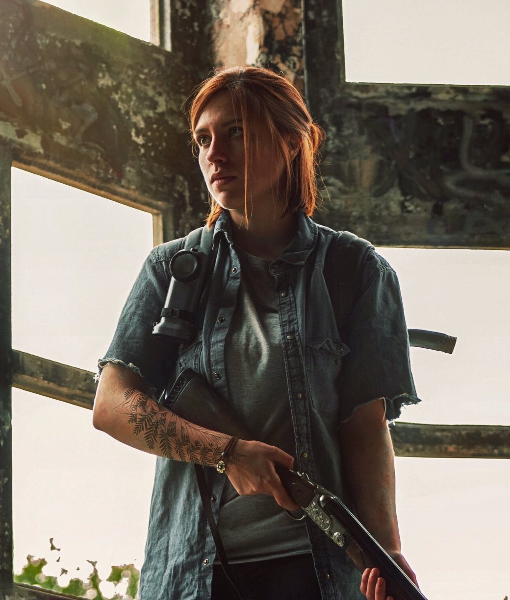 Галерея Модель показала атмосферный косплей на Элли из The Last of Us Part II - 5 фото