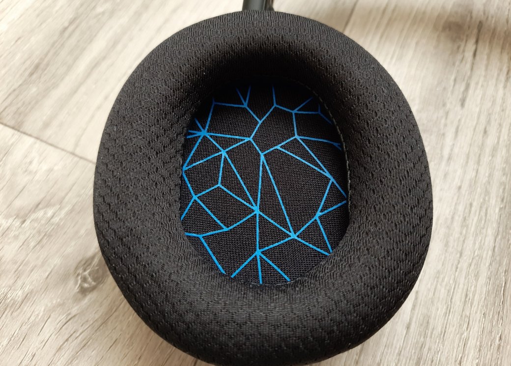 Обзор Steelseries Arctis 1 Wireless. Какой получилась игровая гарнитура с аскетичным дизайном — фото 5