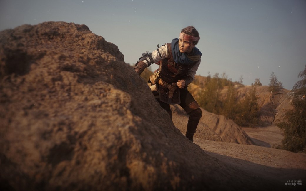 Модель предстала в образе храброй Амиции из игры A Plague Tale: Innocence — изображение 2