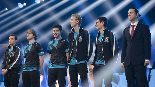 Секс-символ, чемпион мира и легенда соревновательной League of Legends — фото 4