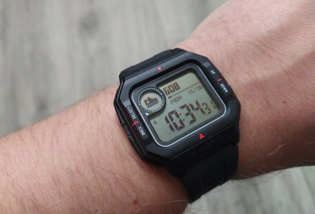 Обзор Amazfit Neo: бюджетный долгоиграющий фитнес-трекер в корпусе ретро-часов — фото 9