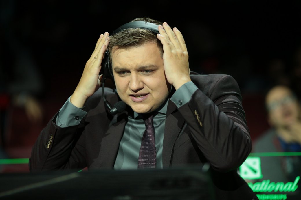 Игрок на квалах к TI9 по Dota 2 довел комментатора до истерики своими глупыми смертями — фото 1