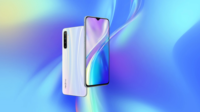 В России представили долгоиграющий смартфон Realme XT с камерой на 64 Мп — фото 1