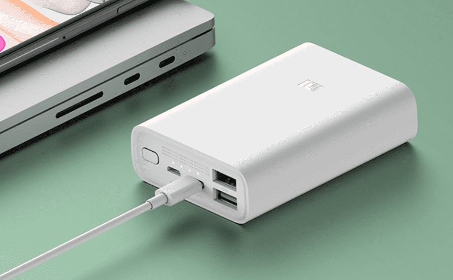 Портативный аккумулятор Xiaomi Power Bank 3 Pocket Edition оценили в 1200 рублей — фото 1