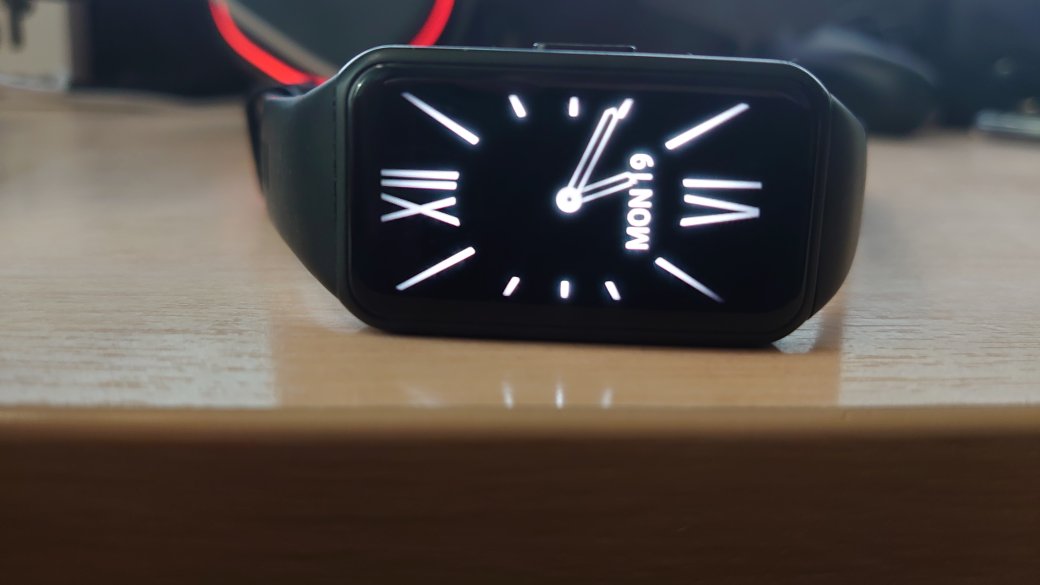 Обзор Honor Band 6. Удобный фитнес-браслет в дизайне «умных» часов — фото 2
