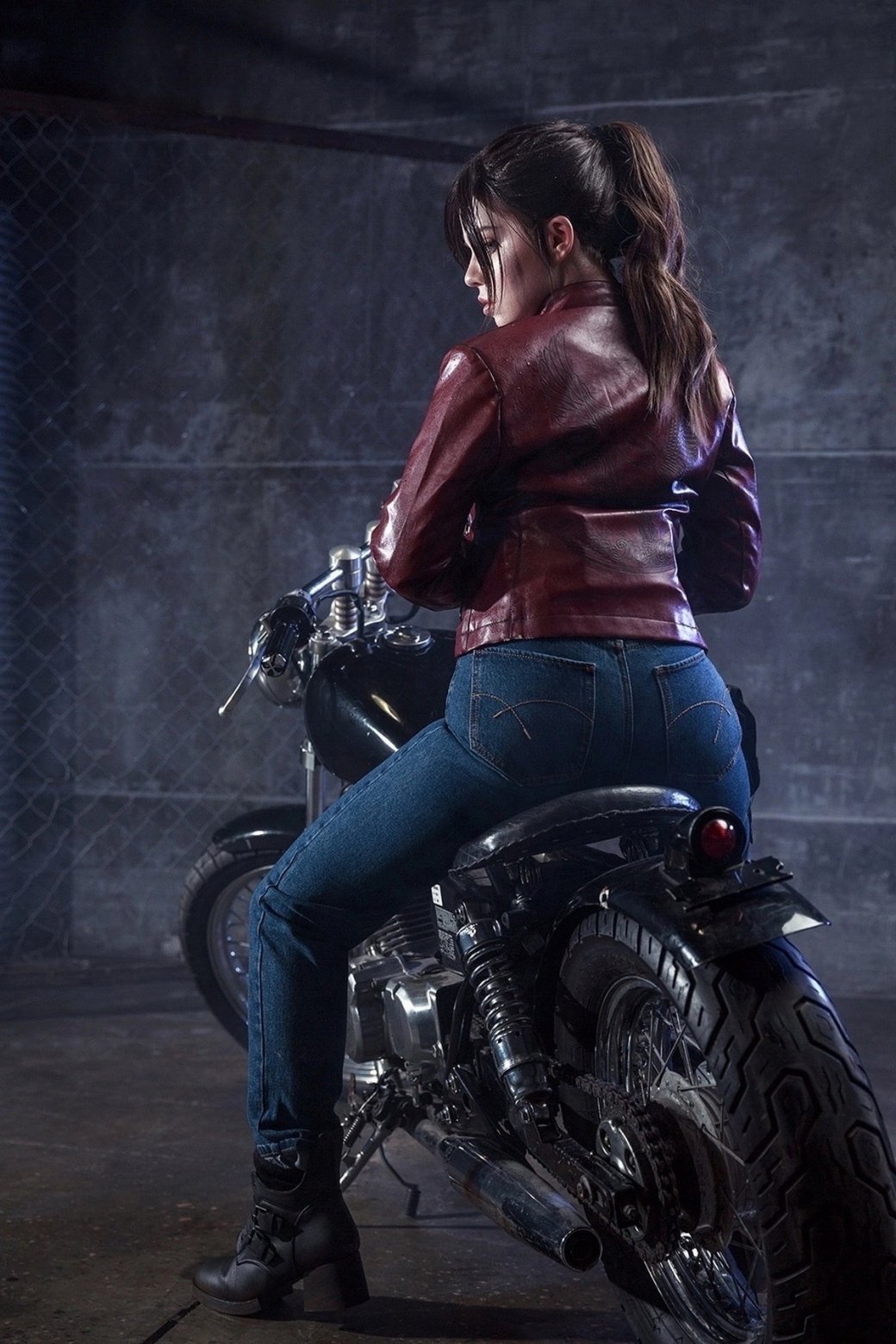 Галерея Модели снялись в горячих образах Джилл Валентайн и Клэр Рэдфилд из Resident Evil - 6 фото