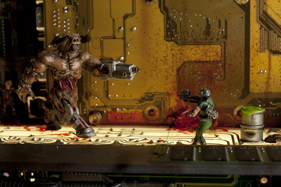 Галерея Джон Ромеро подарил себе скульптуру Doom за $6 тыс. - 9 фото