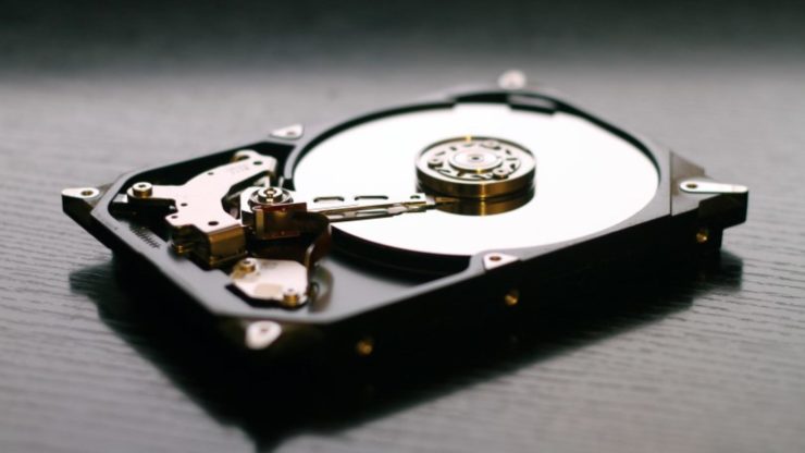 Из-за новой криптовалюты Chia Coin майнеры стали скупать SSD и HDD-диски — фото 1
