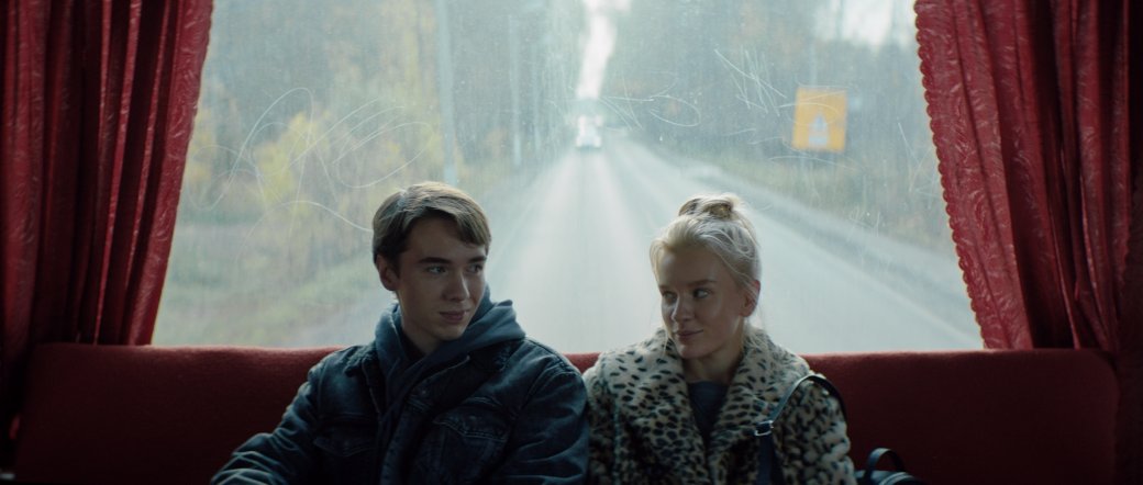 Первые впечатления от сериала Happy End: авторы «Психа» показывают русский вебкам — фото 1