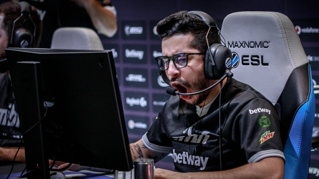 Coldzera в огне! Три «клатча» от бразильца в одном матче на турнире по CS:GO — фото 1