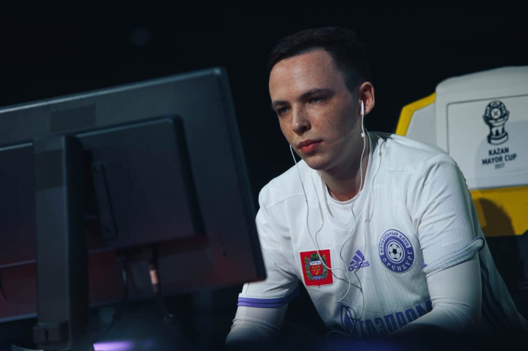 Чемпион Кубка России 2017 по FIFA отобрался на финал Чемпионата РФПЛ по киберфутболу — фото 1