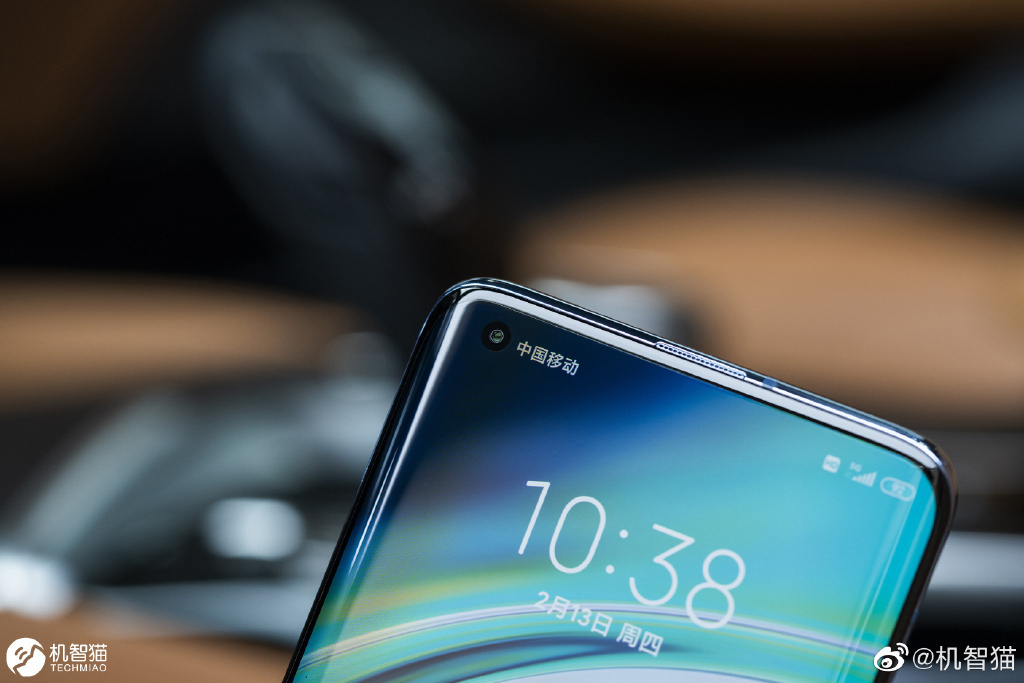 Xiaomi представила бюджетные флагманы Mi 10 и Mi 10 Pro — изображение 3