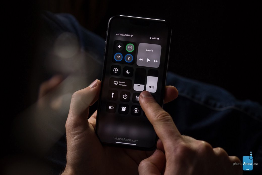 Галерея Черный — хит сезона: опубликованы рендеры iPhone XI с ночным режимом в iOS 13 - 2 фото