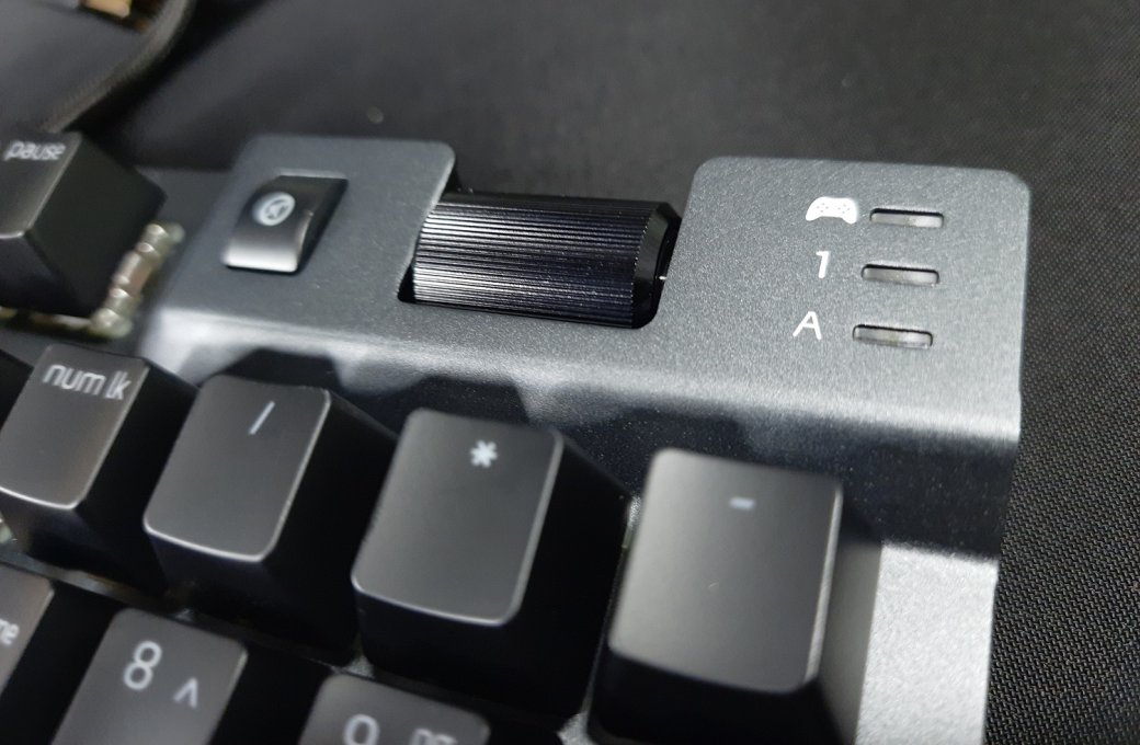 Обзор Adata XPG Summoner: какой получилась флагманская клавиатура нового бренда для геймеров — фото 1