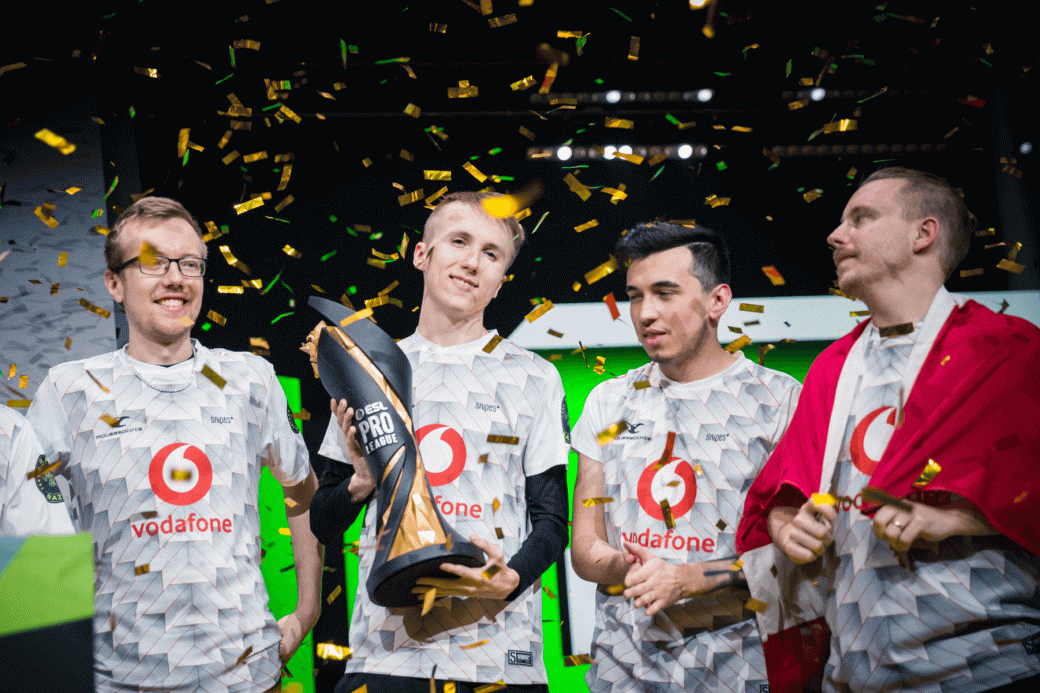 Первым турниром в новом сезоне для Mousesports будет [ICE Challenge 2020](https://www.hltv.org/events/5147/ice-challenge-2020), который пройдет с 1 по 8 февраля в Лондоне.