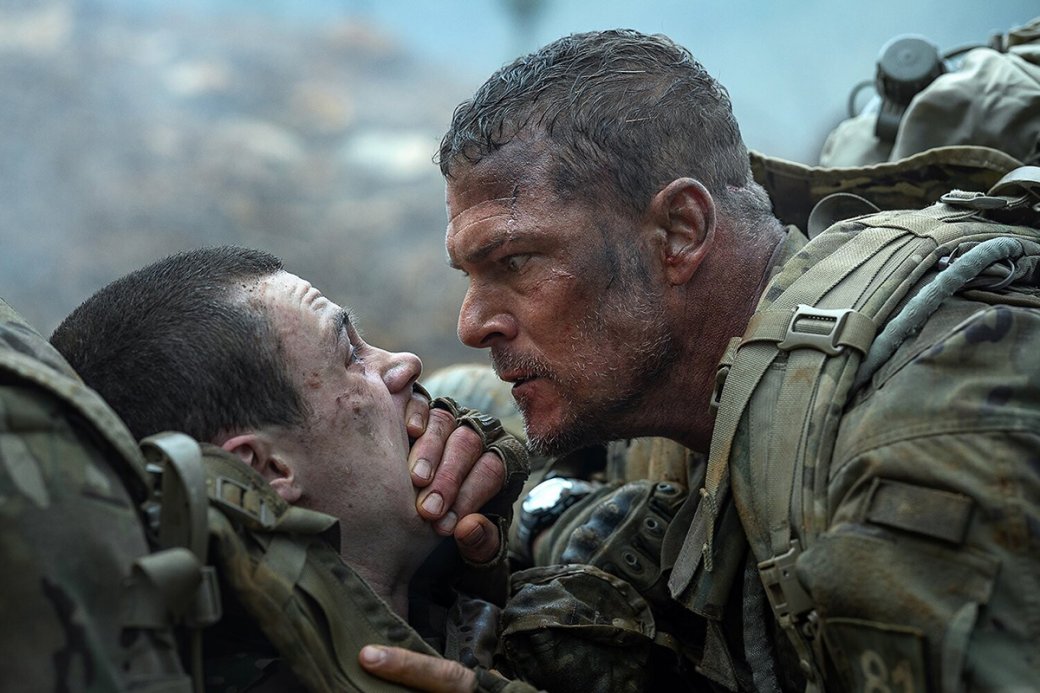 Кадр из фильма «Военная машина»

Источник: Netflix