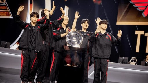 Южнокорейская команда T1 выиграла турнир по League of Legends на Esports World Cup 2024