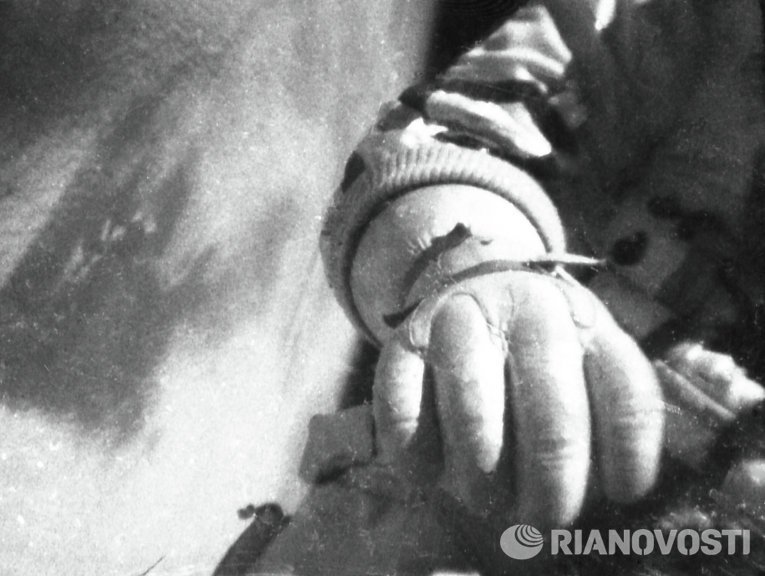 52 года назад человек впервые вышел в космос. История Алексея Леонова — фото 6