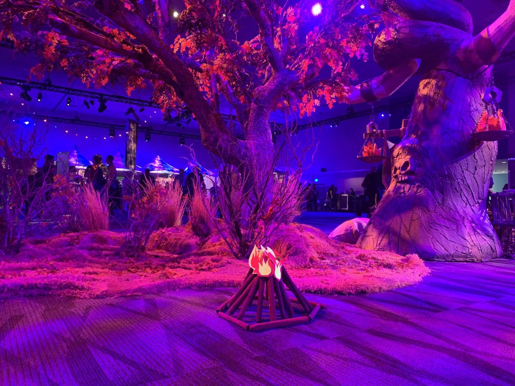 На BlizzCon в этом году развернулась настоящая Ярмарка Новолуния из World of Warcraft — фото 3