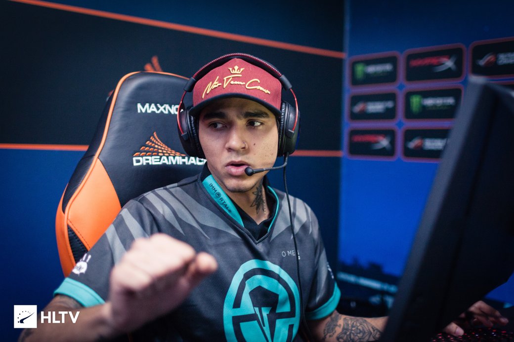 Лукас «LUCAS1» Телес

Фото HLTV.org
