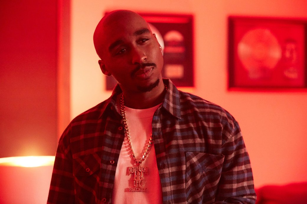 Тизер фильма «2pac: Легенда» выпустили в день рождения Тупака — 16 июня 2016 года — когда ему исполнилось бы 45 лет
Источник: Voltage Pictures
