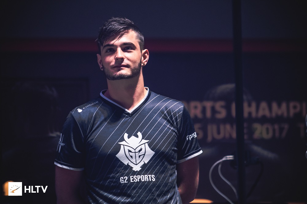 Ришар «shox» Папильон

Фото HLTV.org